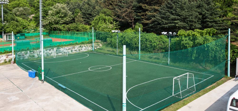 Sân bóng futsal trong khuôn viên Đại học Daeduk